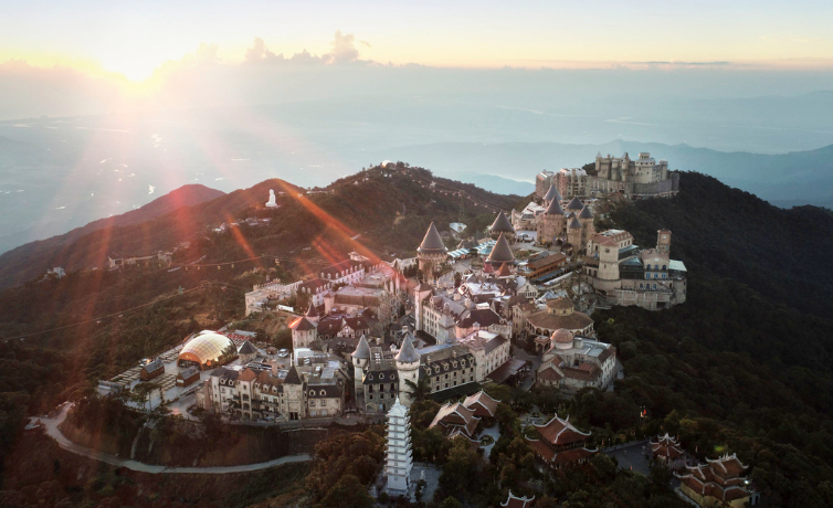 峴港巴拿山-法國村美居飯店
