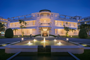 順化-阿澤萊拉公寓飯店