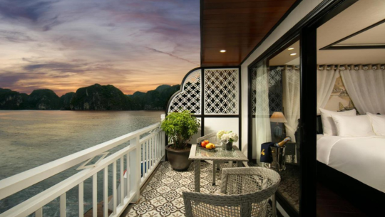 下龍灣-愛馬仕號