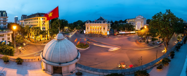 台北→河內→河內花園小餐館→千年歷史~昇龍皇城→乘坐復古皮卡吉普車看日落~遊河內古城