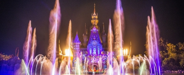 珍珠奇幻樂園 (粉色夢幻城堡、摩天輪、巨型海龜水族館、美人魚秀)→越南家常料理