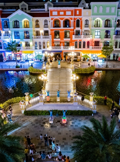 富國大世界不夜城