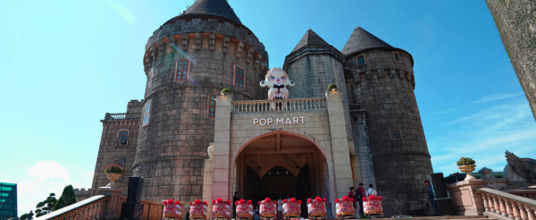 巴拿山太陽世界(小法國山城、空中花園、纜車體驗、室內遊戲區、園內自助午餐)→小朋友最愛~義大利麵→山茶夜市