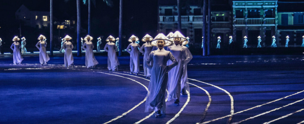 享受早晨時光→米其林入選越式春捲→漫步會安古鎮→穿越時空~會安印象秀