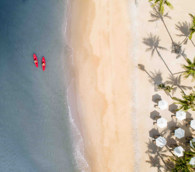 五星洲際海灘渡假村自由活動(泳池、白沙灘、鳥巢發呆亭)→地中海日落小鎮&親吻橋→海濱小鎮夜市→海洋之吻煙火秀