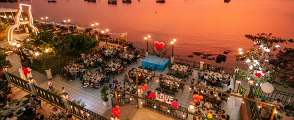 五星新世界渡假村內自由享樂(滑水道、私人沙灘、無邊際泳池)→地中海小鎮&日落親吻橋→小鎮夜市