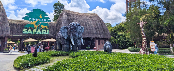 越南最大~珍珠野生動物園(動物表演、SAFARI遊獵車、環尾狐猴、火鶴鳥、長頸鹿餐廳餵長頸鹿)→富國島~珍珠水陸樂園(海洋博物館、海底隧道、光雕表演秀)