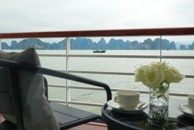 郵輪公司接送→豪華五星 Paradise Grand 天堂儷緻號 蘭夏灣船宿旅行 (吉婆島越海漁村、越南料理課、夜釣小卷)