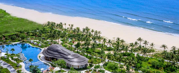 整日享受五星新世界度假村(桑拿蒸氣室、泳池滑水道、全天候美食街、貓頭鷹海灘俱樂部)→渡假村內晚餐