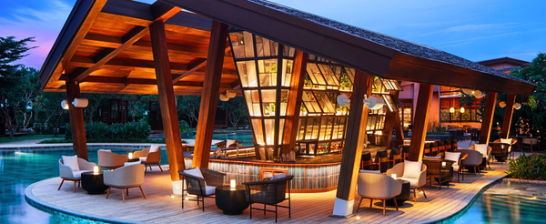 整日享受五星新世界度假村(桑拿蒸氣室、泳池滑水道、全天候美食街、貓頭鷹海灘俱樂部)→渡假村內晚餐