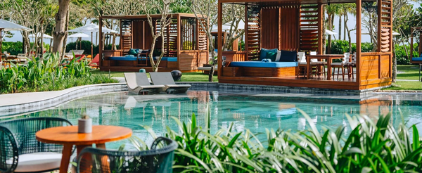 整日享受五星新世界度假村(桑拿蒸氣室、泳池滑水道、全天候美食街、貓頭鷹海灘俱樂部)→渡假村內晚餐