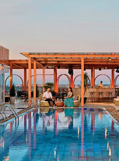 飯店內自由時光(雙游池、健身中心、頂樓欣賞會安城景)→世界遺產~會安古鎮→藝廊餐廳→會安印象秀(VIP門票)