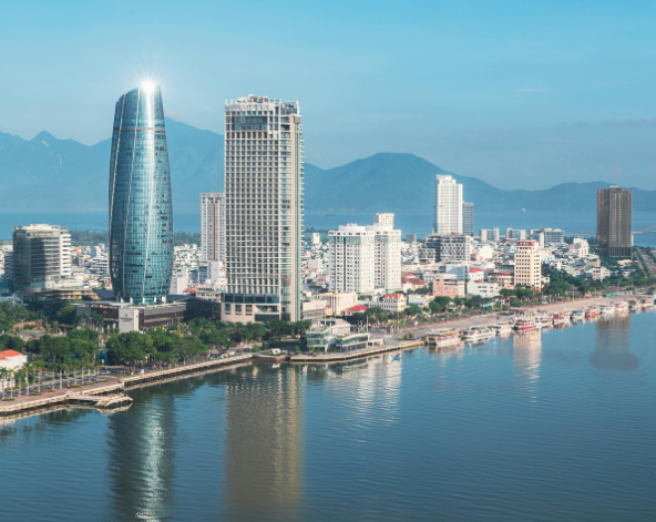 悠閒享用早餐→樂天超市採買→山茶半島海景下午茶→機場→台北