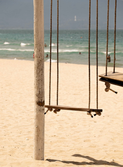 粉紅教堂→漢市場→窯烤披薩義式餐廳→療癒按摩90分鐘(喜瑪拉雅岩鹽熱石+天然精油)→沙灘俱樂部CHILL一下(含輕食小點+無酒精飲品一杯)→米其林入選~活海鮮餐廳