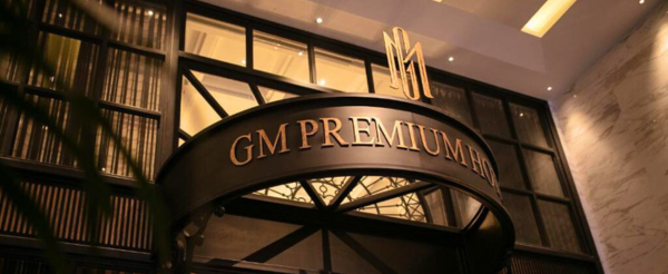 五星 GM Premium高級飯店內享受(健身房、頂樓泳池、天空酒吧)→乘坐復古皮卡吉普車遊河內古城→自由逛街去(推薦前往36古街或選一間質感咖啡廳~)