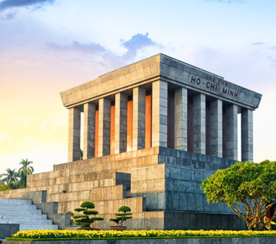 台北→河內→河內花園小餐館→千年歷史~昇龍皇城→乘坐復古皮卡吉普車看日落~遊河內古城