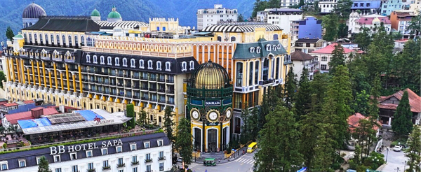 法式車站 - 太陽廣場→探索越南最高:番西邦峰(搭乘芒花火車、世界最長三線纜車、太陽世界民族村)→手工窯烤比薩義式餐廳