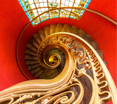 法式殖民 拍照逛街巡禮~(西貢郵政局、書街、獨立宮、美術館、歌劇院、市政廳、阮惠街、咖啡公寓)→西貢河遊船三道式晚餐&Live Music