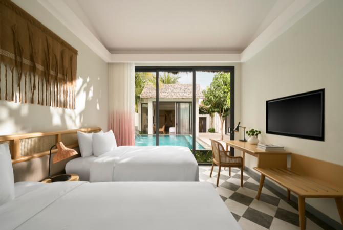 五星新世界渡假村內自由享樂(無邊際泳池、躺椅日光浴、推薦泳池酒吧喝一杯調酒~超chill)