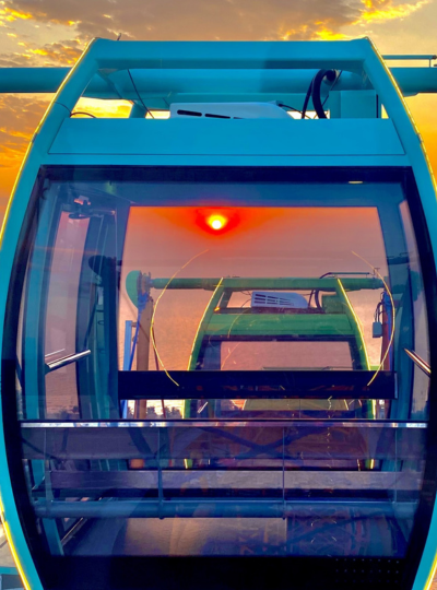 粉色城堡~珍珠水陸樂園(海龜水族館、摩天輪、六大主題樂園、水幕投影燈光秀)→大世界海鮮風味餐