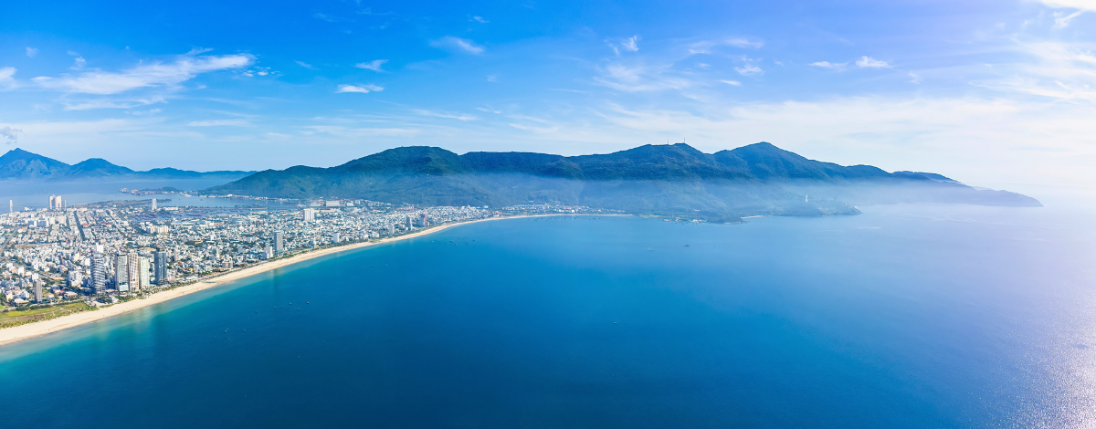 台北→峴港→米其林入選活海鮮餐廳→山茶夜市