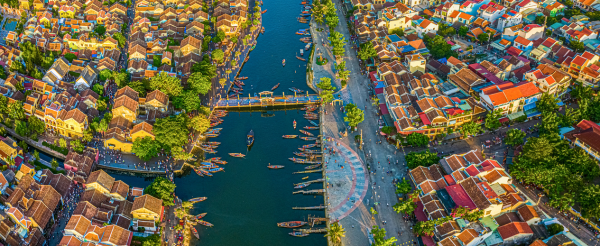 享受早晨時光→米其林入選越式春捲→漫步會安古鎮→穿越時空~會安印象秀